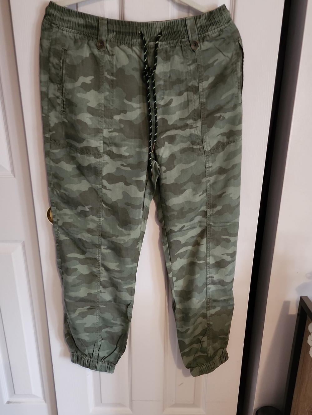 Knox Rose Olive Green Camo Joggers